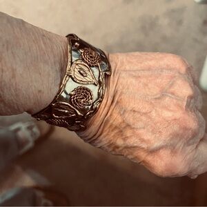 Elegant Gold and Silver Bracelet